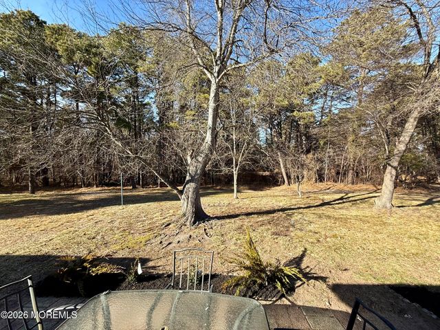 2268 Mount Hood Lane, Toms River, NJ 08753