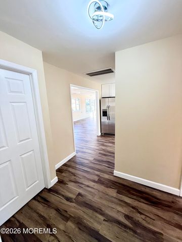 2268 Mount Hood Lane, Toms River, NJ 08753