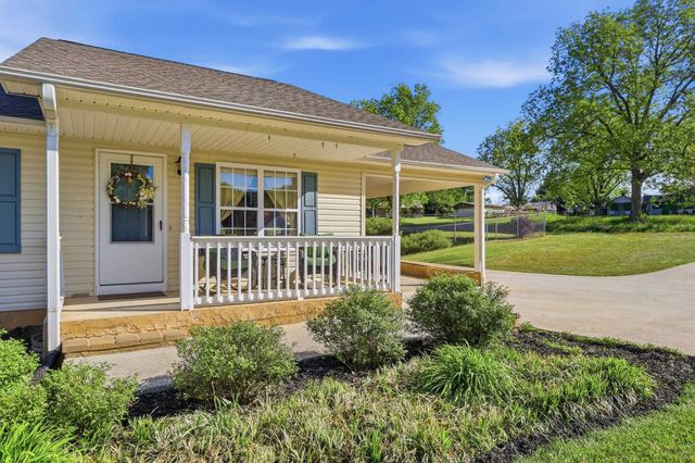 290 Dickson Road, Campobello, SC 29322