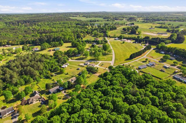 290 Dickson Road, Campobello, SC 29322