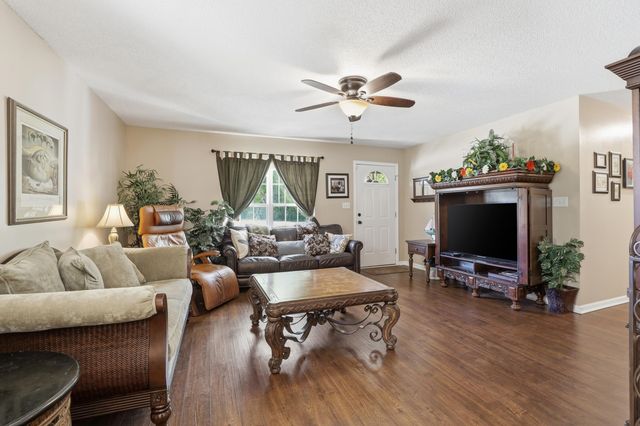 290 Dickson Road, Campobello, SC 29322