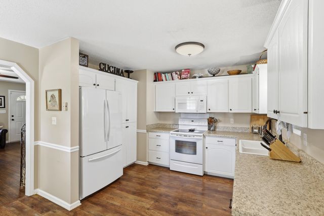 290 Dickson Road, Campobello, SC 29322