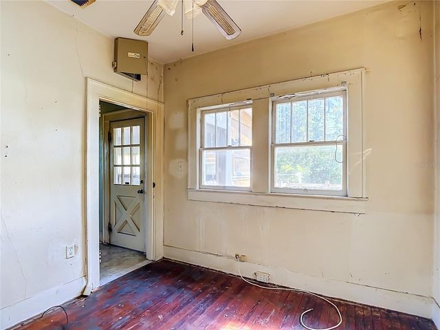 102 E JEAN STREET, Tampa, FL 33604