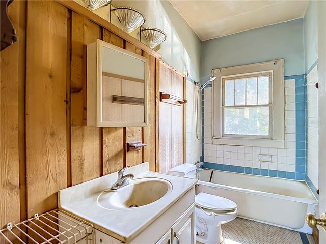 102 E JEAN STREET, Tampa, FL 33604
