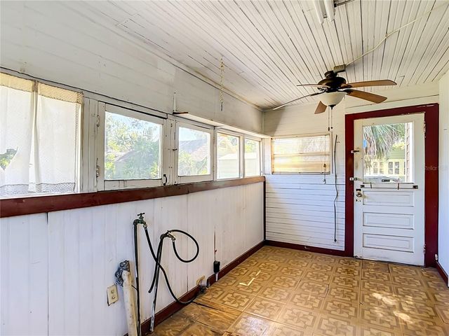 102 E JEAN STREET, Tampa, FL 33604