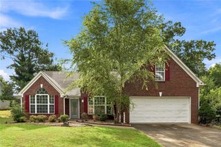 985 Waldwick Drive, Lawrenceville, GA 30045