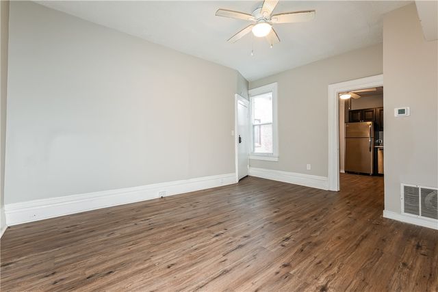 2106 Sarah St, South Side, PA 15203