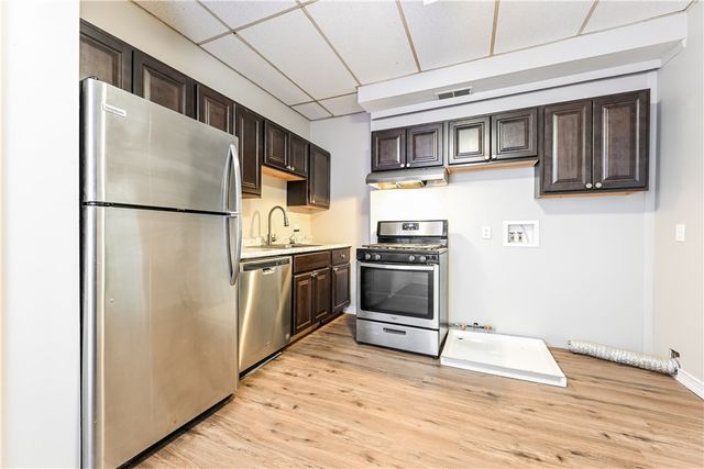 2106 Sarah St, South Side, PA 15203