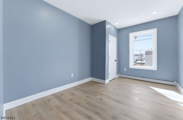 615 E 22Nd St, Paterson City, NJ 07514