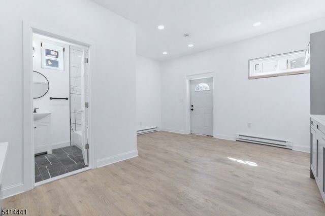 615 E 22Nd St, Paterson City, NJ 07514