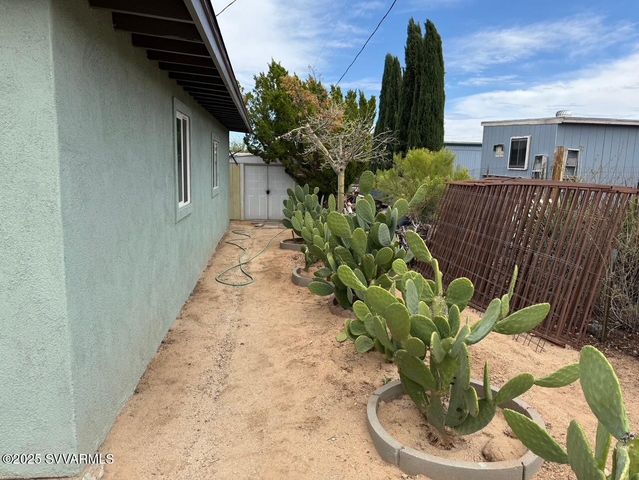 20883 E Cedar Drive, Mayer, AZ 86333