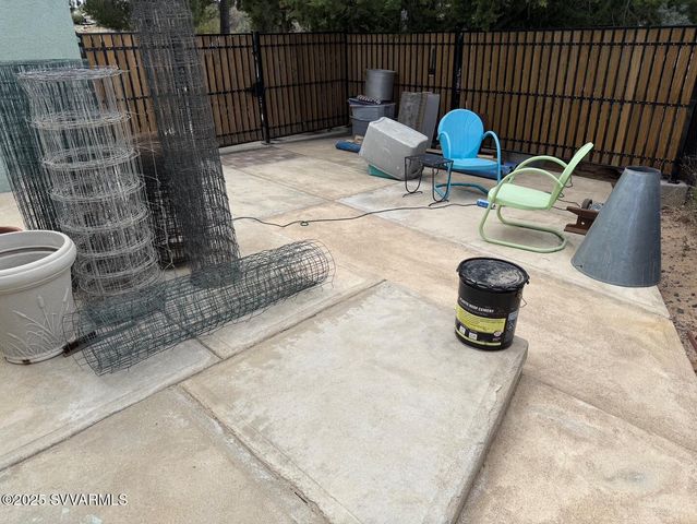 20883 E Cedar Drive, Mayer, AZ 86333