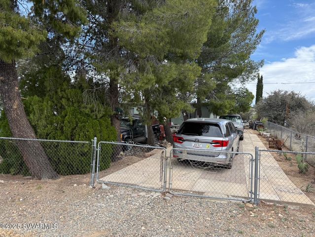 20883 E Cedar Drive, Mayer, AZ 86333