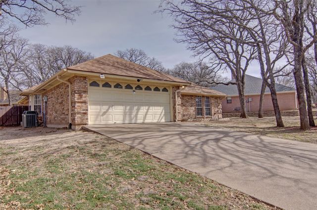122 Camelot Drive, Weatherford, TX 76086