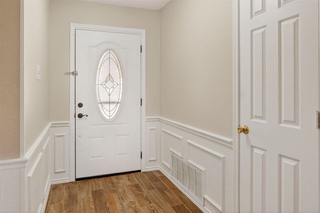 122 Camelot Drive, Weatherford, TX 76086