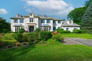 14 Norgate Road, Brookville, NY 11545