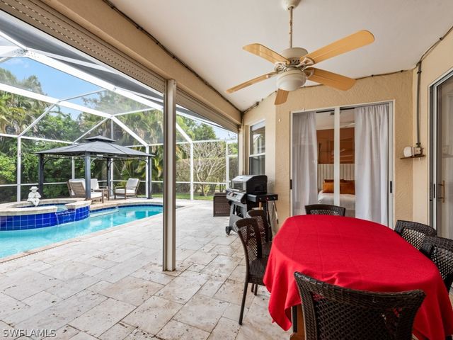 127 Palmetto Dunes CIR, Naples, FL 34113