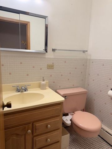 793 Timothy Lane, Des Plaines, IL 60016