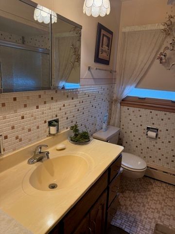 793 Timothy Lane, Des Plaines, IL 60016