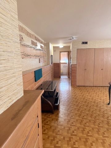 793 Timothy Lane, Des Plaines, IL 60016