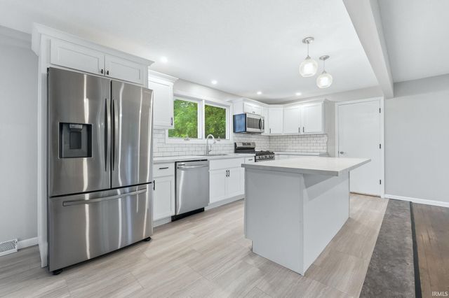 904 W 9th Street, Rochester, IN 46975