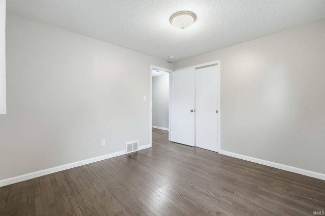 904 W 9th Street, Rochester, IN 46975