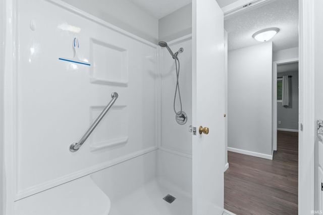 904 W 9th Street, Rochester, IN 46975