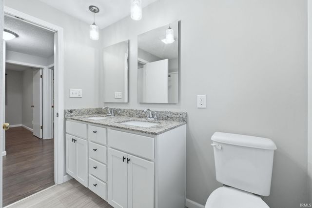 904 W 9th Street, Rochester, IN 46975