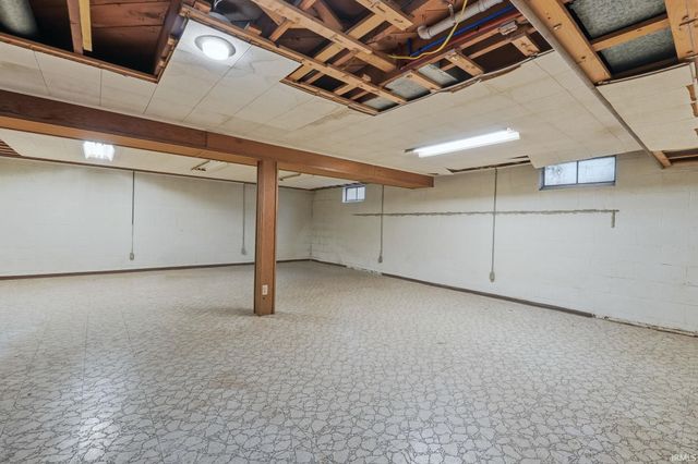 904 W 9th Street, Rochester, IN 46975