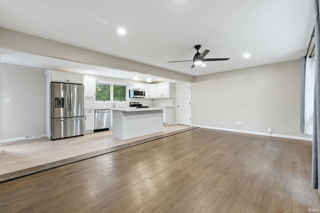 904 W 9th Street, Rochester, IN 46975