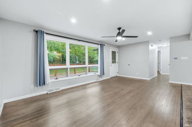904 W 9th Street, Rochester, IN 46975