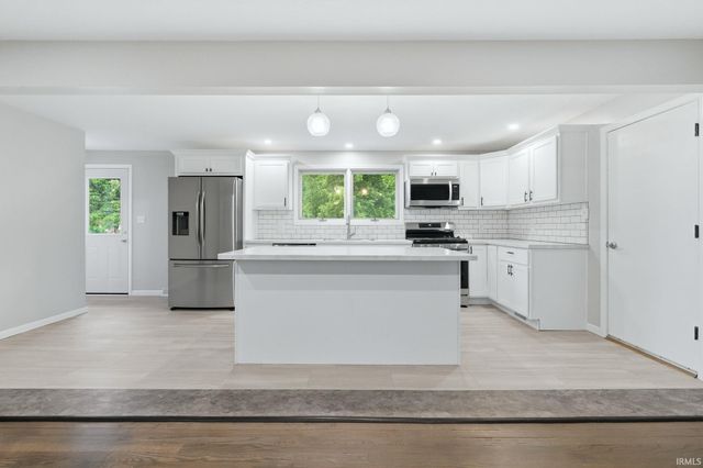 904 W 9th Street, Rochester, IN 46975
