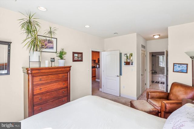 1451 Belmont St NW Apt 315, Washington, DC 20009