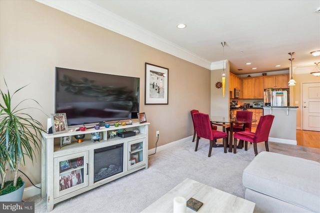 1451 Belmont St NW Apt 315, Washington, DC 20009