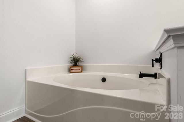 2149 Charles Towne Court, Kannapolis, NC 28083