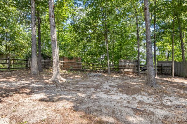 2149 Charles Towne Court, Kannapolis, NC 28083