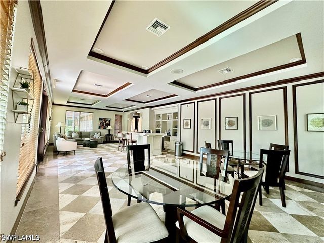 1230 Reserve WAY 304, Naples, FL 34105