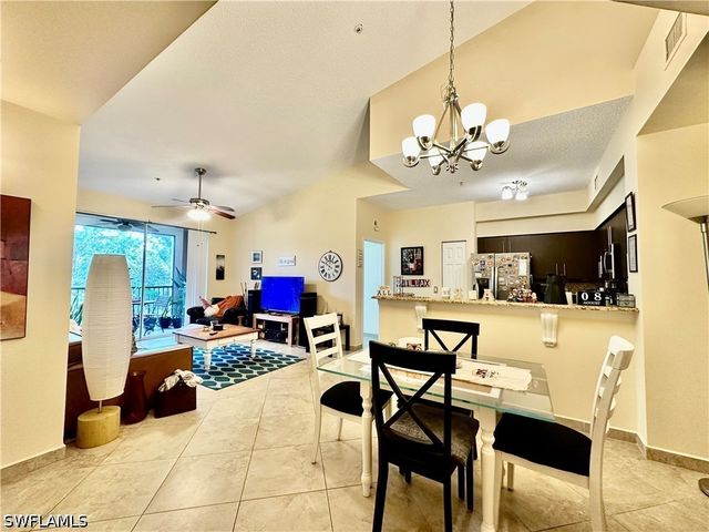 1230 Reserve WAY 304, Naples, FL 34105