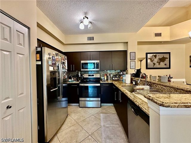 1230 Reserve WAY 304, Naples, FL 34105
