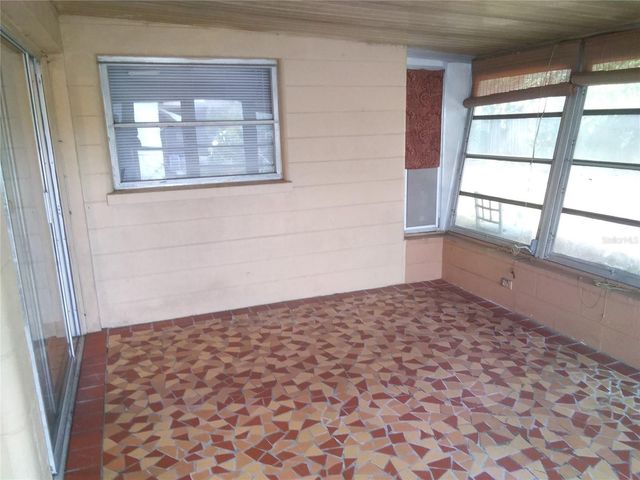5160 102ND WAY N, St Petersburg, FL 33708