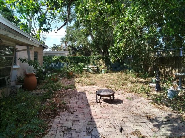 5160 102ND WAY N, St Petersburg, FL 33708