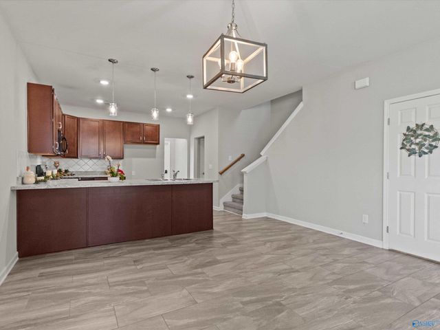 26640 Kyle Lane, Athens, AL 35613