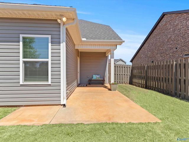 26640 Kyle Lane, Athens, AL 35613