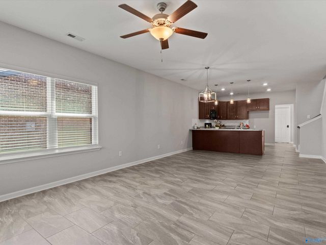 26640 Kyle Lane, Athens, AL 35613