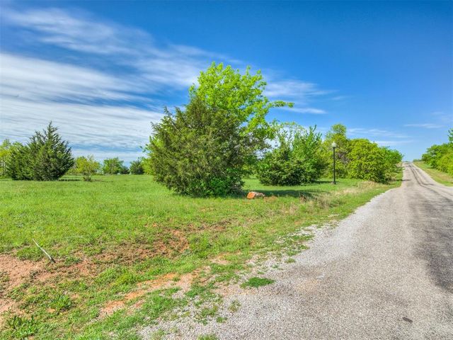 2450 Estates Drive, Goldsby, OK 73093