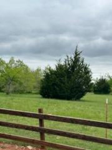 2450 Estates Drive, Goldsby, OK 73093
