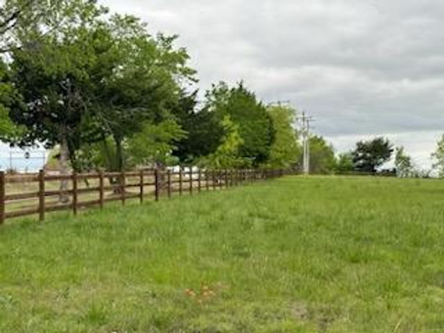 2450 Estates Drive, Goldsby, OK 73093