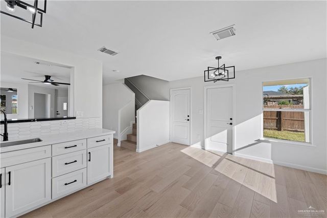 6300 N 21st Street, Mcallen, TX 78504