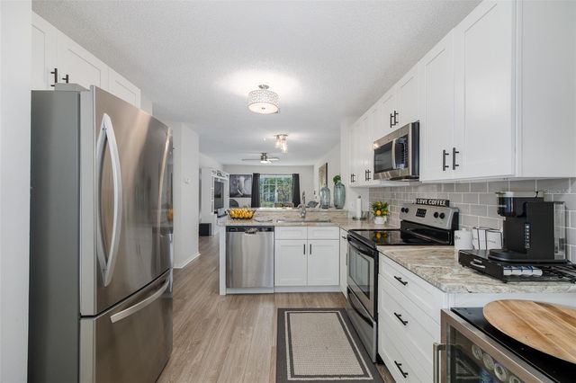 7900 HARDWICK DRIVE 815, New Port Richey, FL 34653