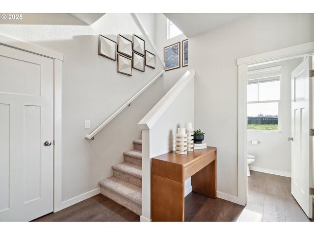 5218 Se 77TH Ave, Hillsboro, OR 97123